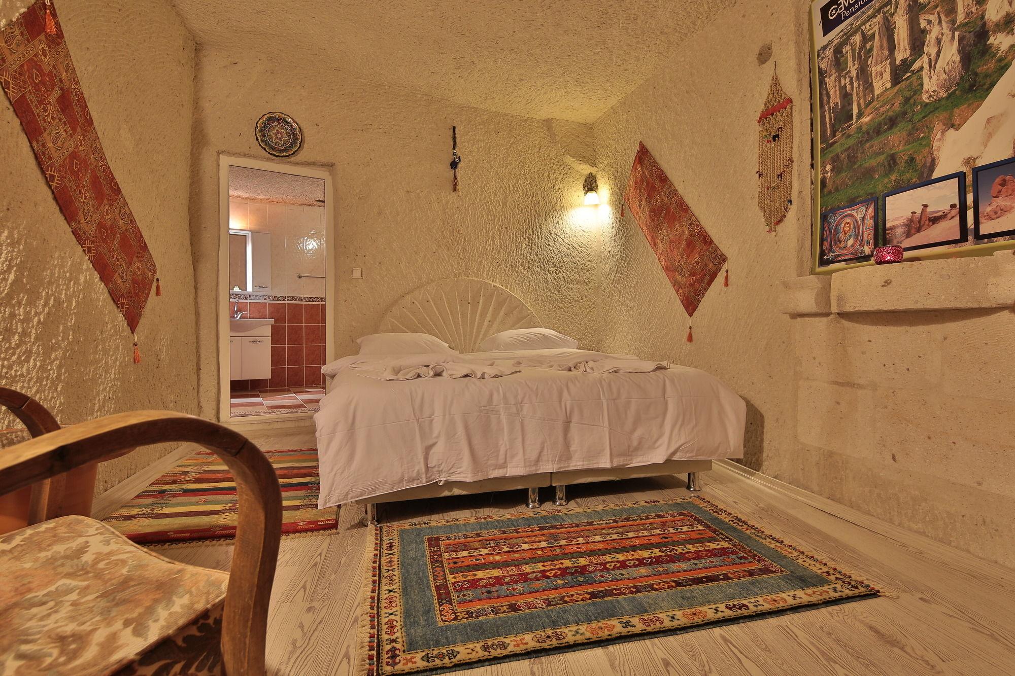 Mia Cappadocia Cave Hotel Гьореме Екстериор снимка