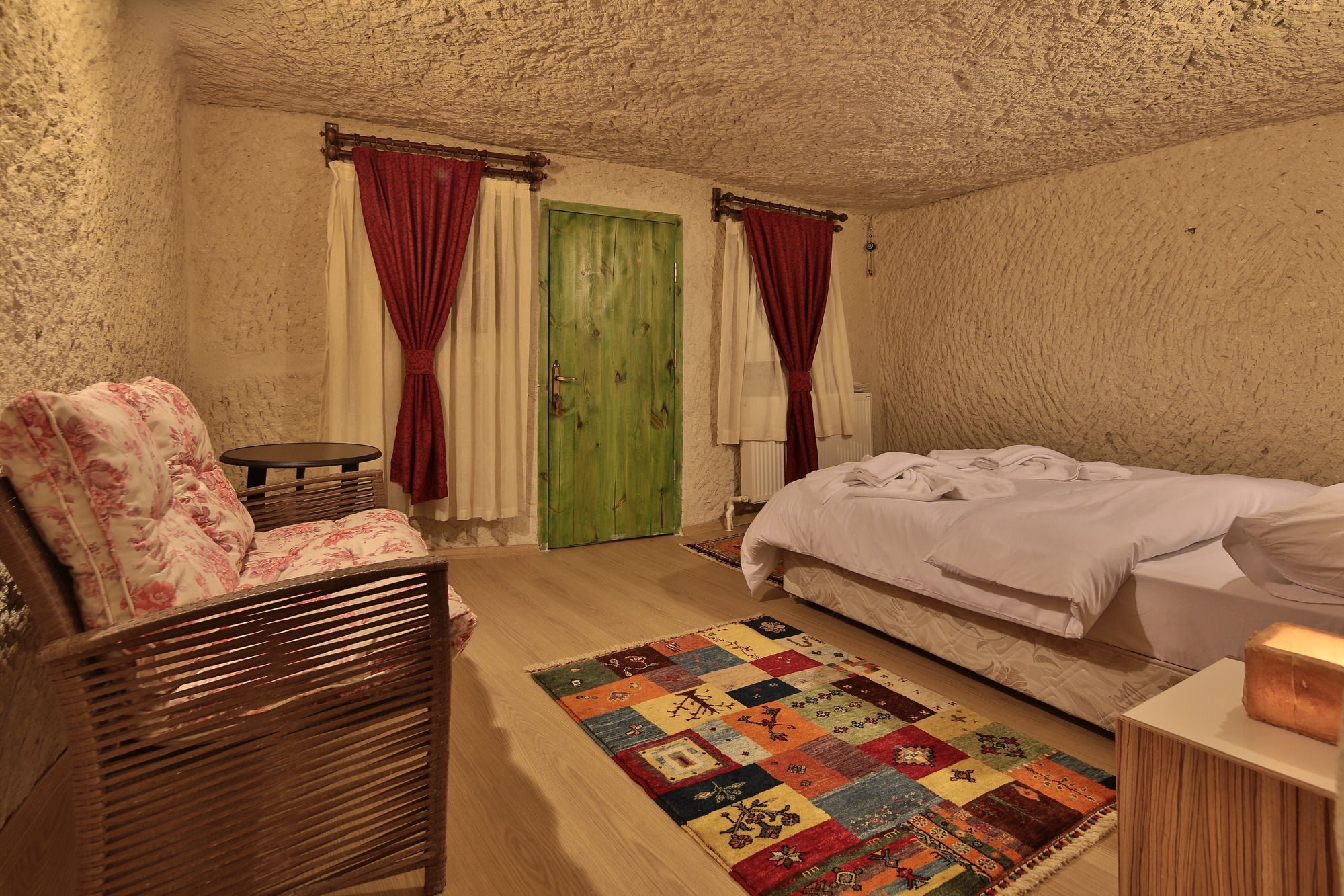 Mia Cappadocia Cave Hotel Гьореме Екстериор снимка